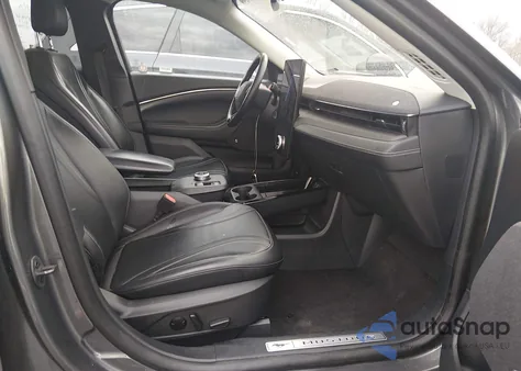 2023 Ford Mustang Mach-E Premium из США, поврежденный, VIN 3FMTK3SU7PMB05629